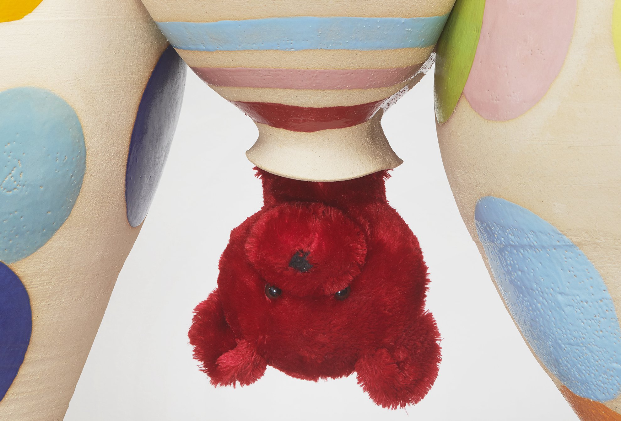 Hadi Fallahpisheh, Young and Clueless (pink bear, red bear, brown bear), detail, stuffed animals, glazed ceramic pots: 76.2 x 55.9 x 55.9 cm, 55.9 x 40.64 x 40.64 cm, 76.2 x 55.9 x 55.9 cm (30 x 22 x 22 in, 22 x 16 x 16 in, 30 x 22 x 22 in); plinth: 127 x 60.96 x 66.04 cm (50 x 24 x 26 in), 2021