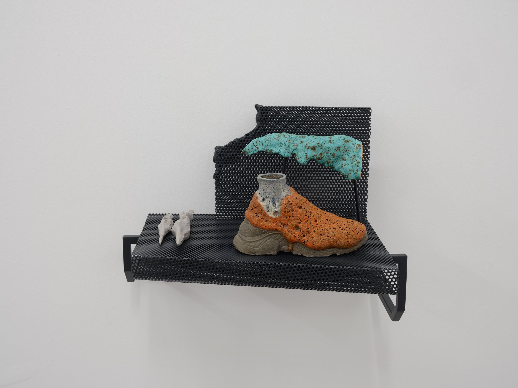 Emre Hüner, Micro-Relics #1, ceramics, iron, paint, dimensions variable, 2023.