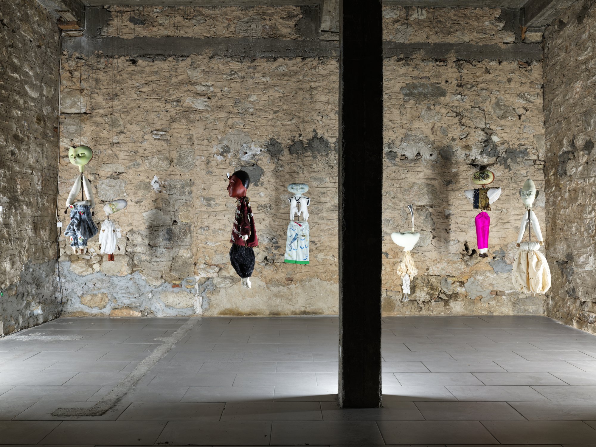 Installation view, Crociere Estive, Guglielmo Castelli, Sylvia Kouvali, Piraeus, 2026