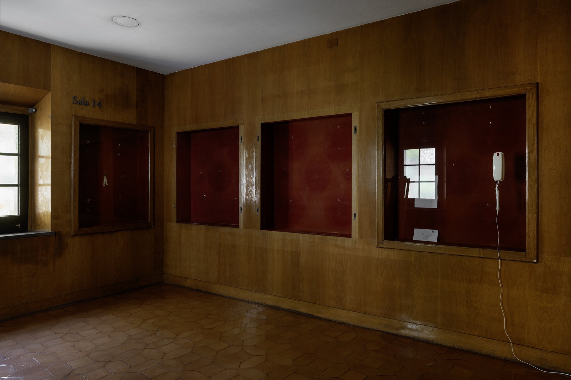 Installation view, Michael Klein, Espai 13 Sala 14 Cripta, Museu Frederic Marès, 2026